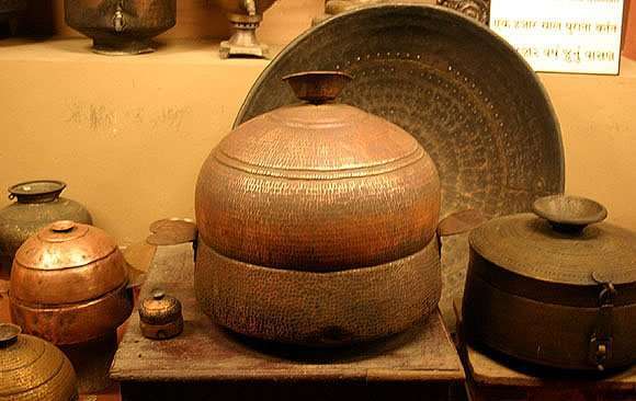 Ritual vessels and traditional cookware at Vechaar Museum