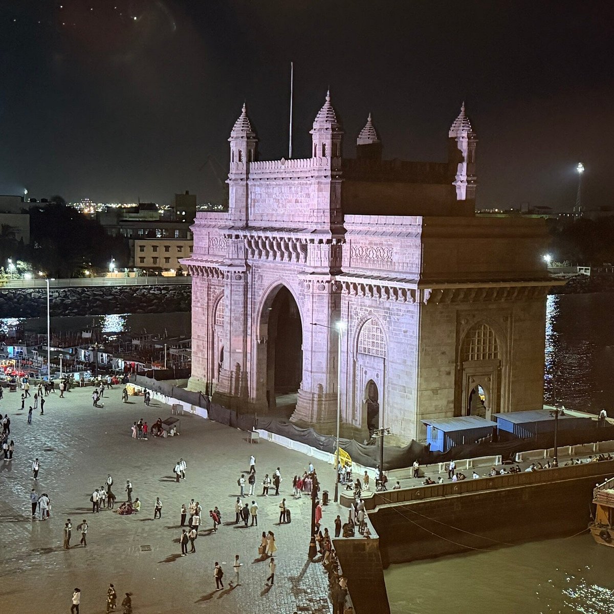 First View of Gateway of India