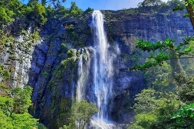 Diyaluma Falls second highest waterfall in Sri Lanka