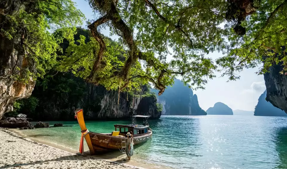Beautiful Thailand beach with crystal clear water